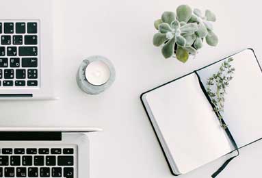 杭州蜜桃臀骚比【玩偶莹】被推特主李茶酒操翻，淫荡私拍成有钱人专属玩物，玩腻了直接换货，有钱人是真的会玩！